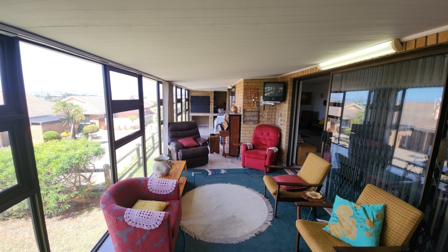 3 Bedroom Property for Sale in Hartenbos Central Western Cape
